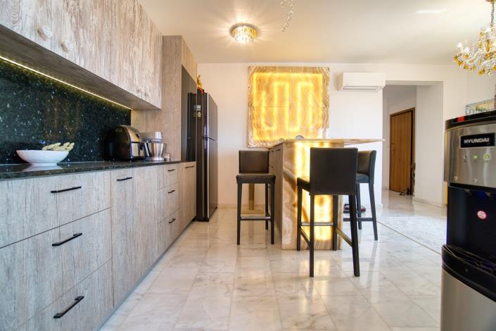 Image No.20-4 Bed Villa / Detached for sale