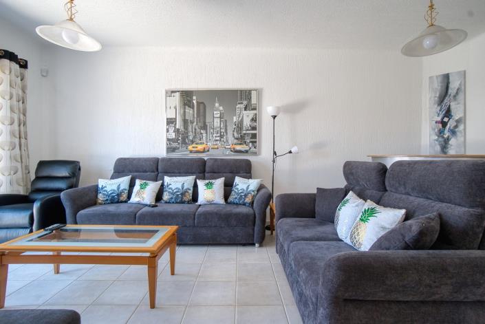 Image No.5-3 Bed Villa / Detached for sale