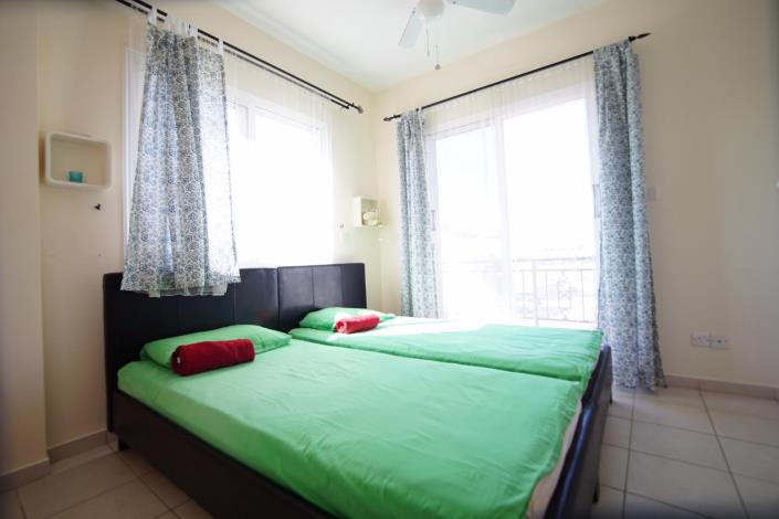 Image No.16-2 Bed Townhouse for sale