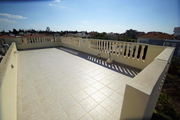 Image No.7-2 Bed Townhouse for sale