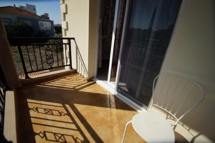 Image No.20-2 Bed Townhouse for sale