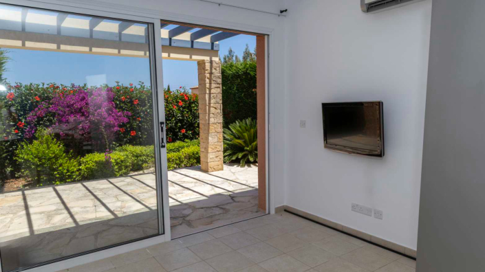 Image No.3-Appartement de 2 chambres à vendre à Polis