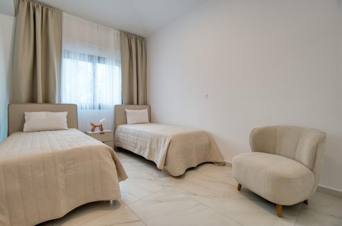 Image No.13-3 Bed Villa for sale