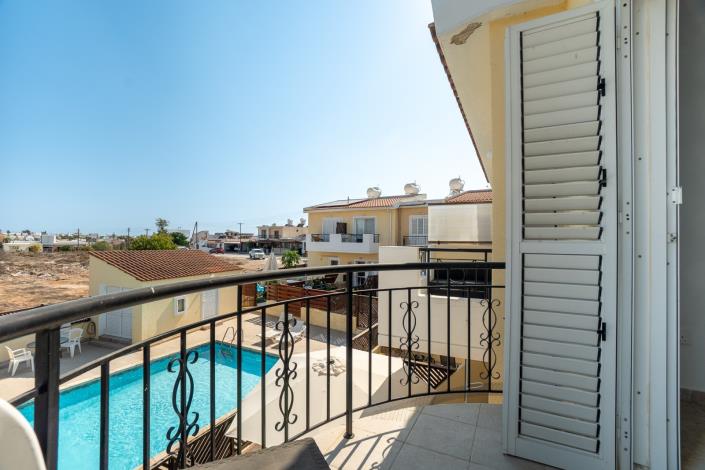 Image No.5-2 Bed Townhouse for sale