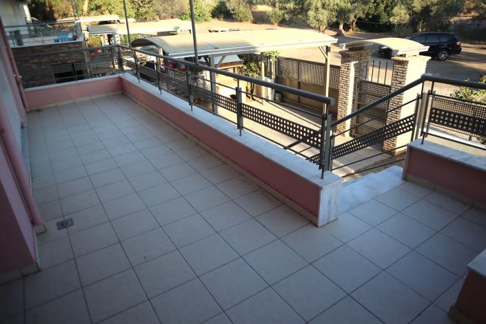 Image No.9-3 Bed Semi-Detached for sale