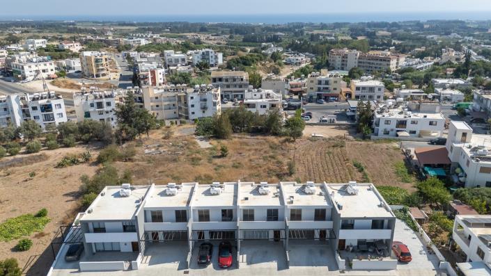 Image No.3-2 Bed Townhouse for sale