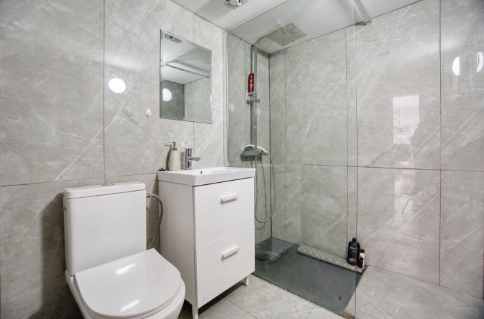 Image No.10-Appartement de 2 chambres à vendre à Chlorakas