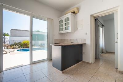 734924-detached-villa-for-sale-in-kissonerga_orig