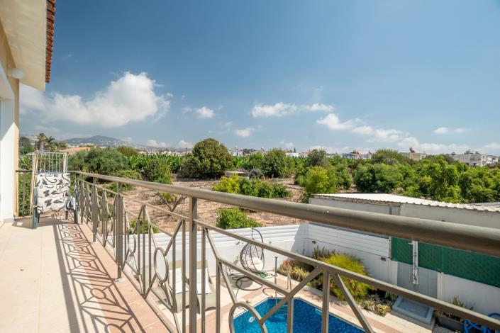 Image No.10-3 Bed Villa / Detached for sale