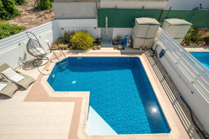 Image No.17-3 Bed Villa / Detached for sale