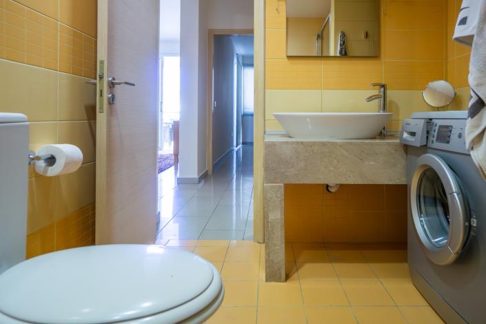 Image No.11-2 Bed Apartment for sale