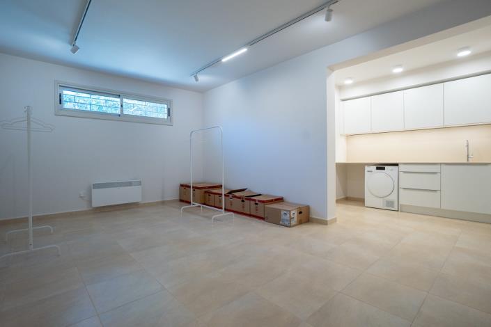 Image No.23-4 Bed Villa / Detached for sale