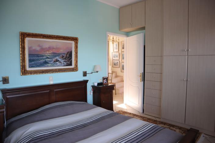 Image No.10-3 Bed Semi-Detached for sale