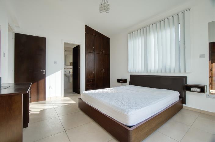 Image No.13-4 Bed Villa / Detached for sale