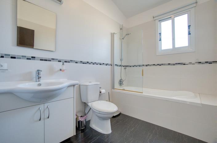 Image No.19-4 Bed Villa / Detached for sale