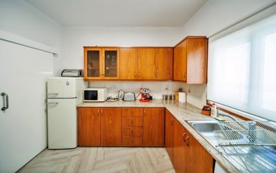 786338-apartment-for-rent-in-larnaka-finikoudes_orig