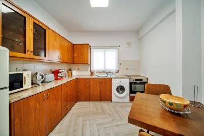 786339-apartment-for-rent-in-larnaka-finikoudes_orig