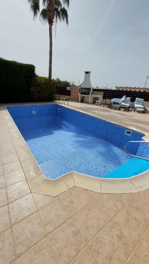 Image No.12-3 Bed Villa / Detached for sale