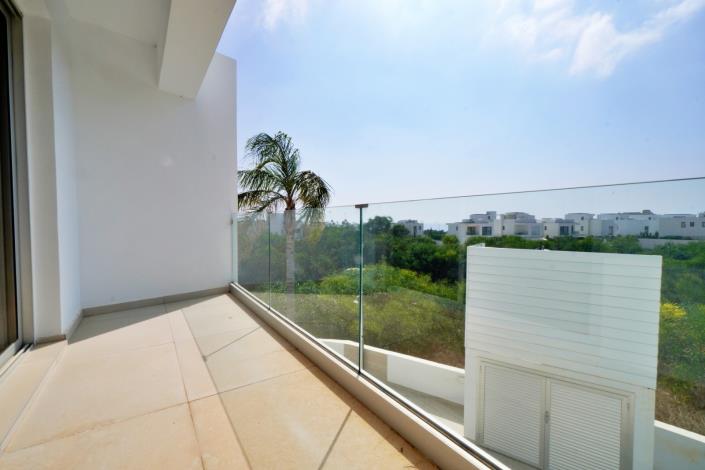 Image No.6-5 Bed Villa / Detached for sale