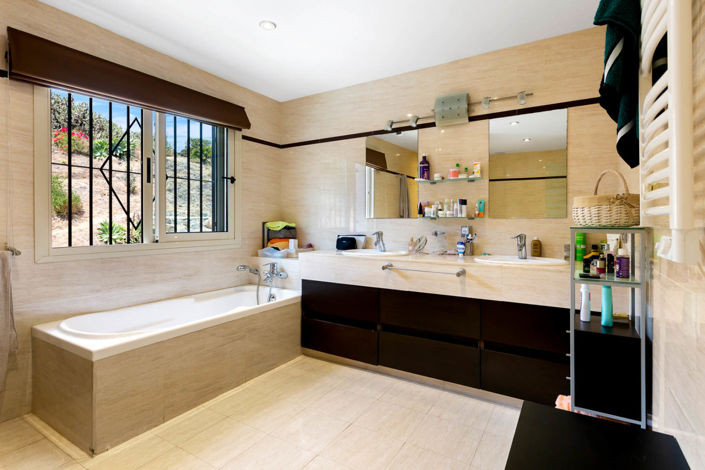 Image No.16-Villa de 7 chambres à vendre à Benalmadena