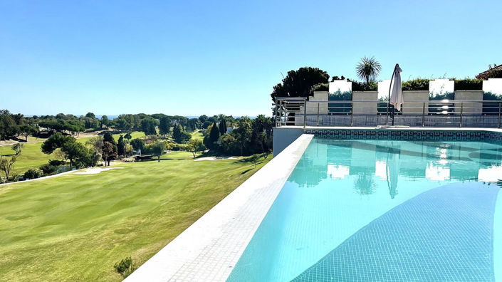 Image No.1-6 Bed Villa for sale