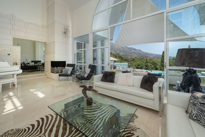 Image No.5-Villa de 6 chambres à vendre à Nueva Andalucia