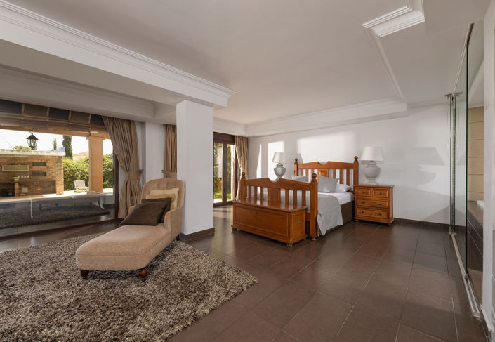 Image No.8-4 Bed Villa for sale