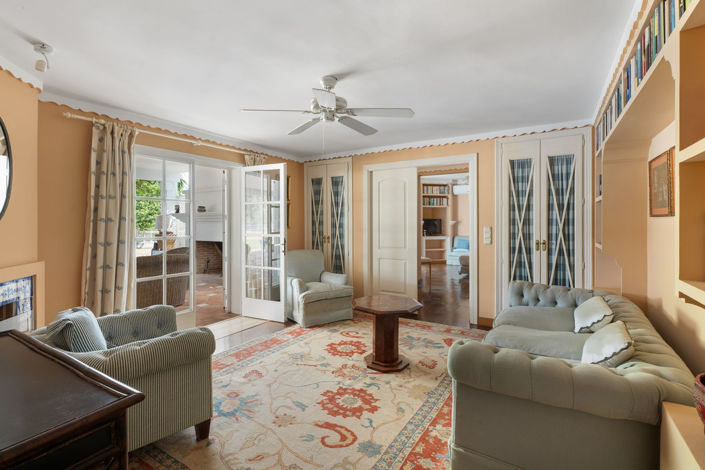 Image No.18-7 Bed Villa for sale