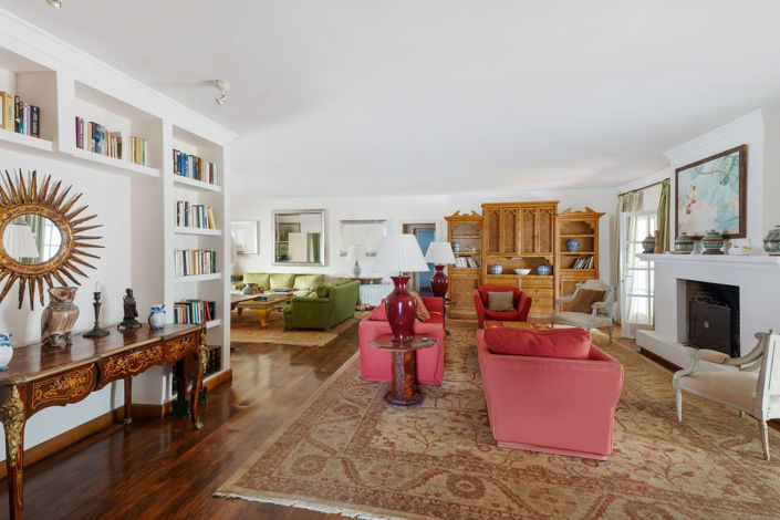 Image No.3-7 Bed Villa for sale