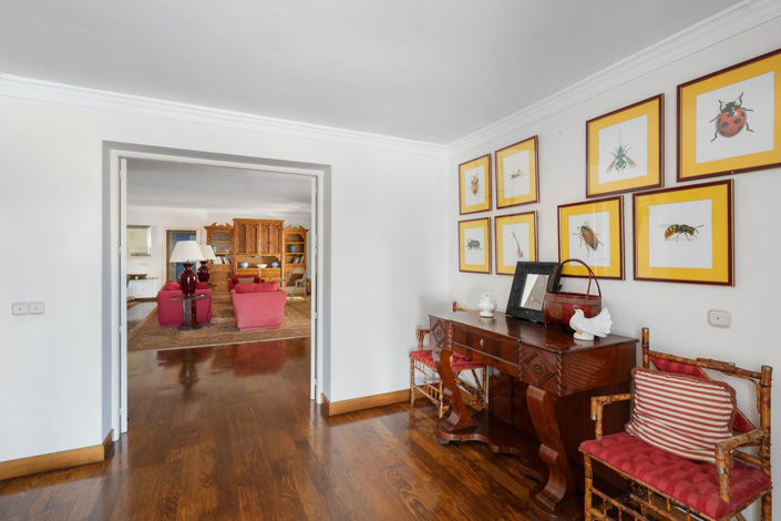 Image No.7-7 Bed Villa for sale