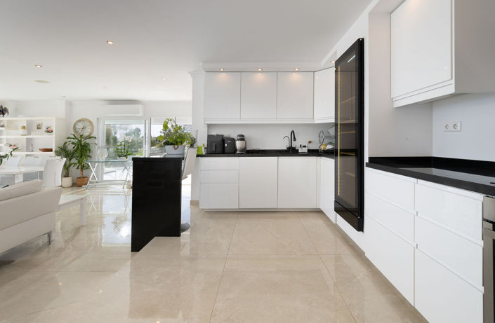 Image No.29-3 Bed Villa for sale