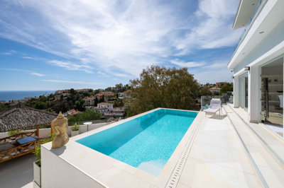 7-aa4cc561180b369757c0bb4af9886cd3