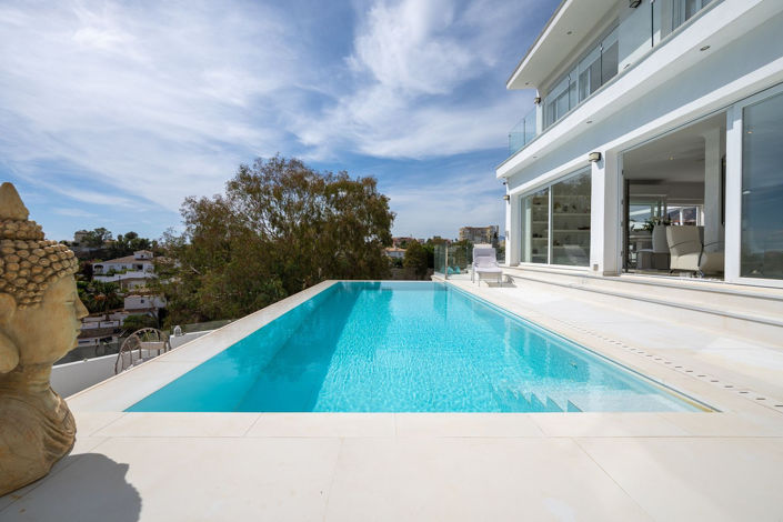 Image No.9-3 Bed Villa for sale