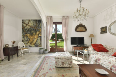 12-53013098fcab6c38b1379cd33298e050