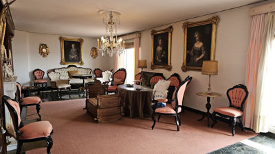 13-5fd73dea700db77384c091ca9818b1a9