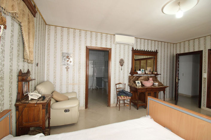 Image No.18-7 Bed Apartment for sale