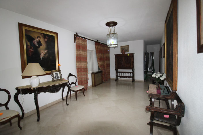 Image No.19-7 Bed Apartment for sale