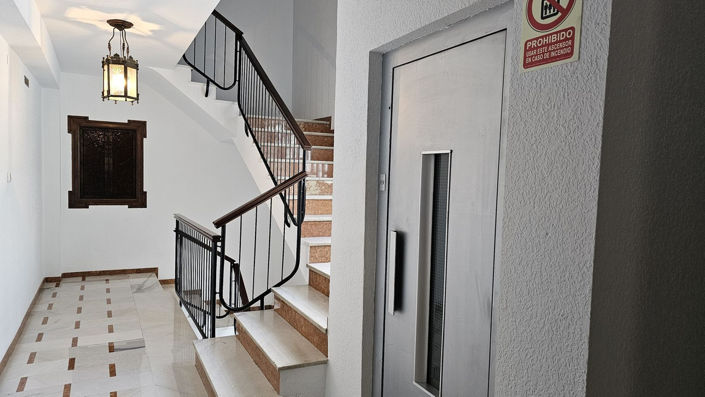 Image No.3-7 Bed Apartment for sale