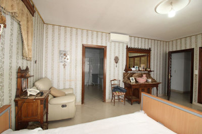 7-aa4cc561180b369757c0bb4af9886cd3