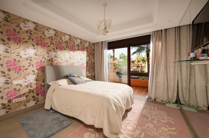 Image No.18-3 Bed Apartment for sale