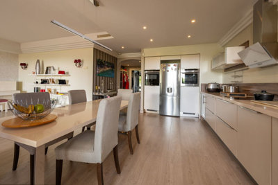 8-e64a9055bba3e77ac8aca3b893cdf826