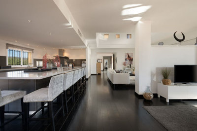 11-20939a0134ad724a8cb2a801094d15a4