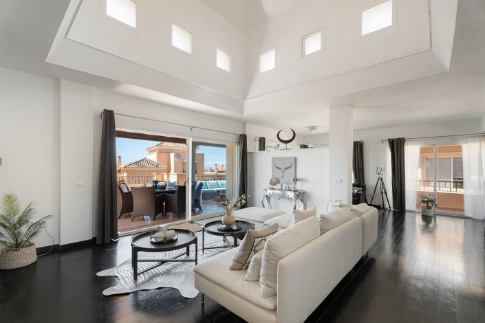 Image No.6-4 Bed Apartment for sale