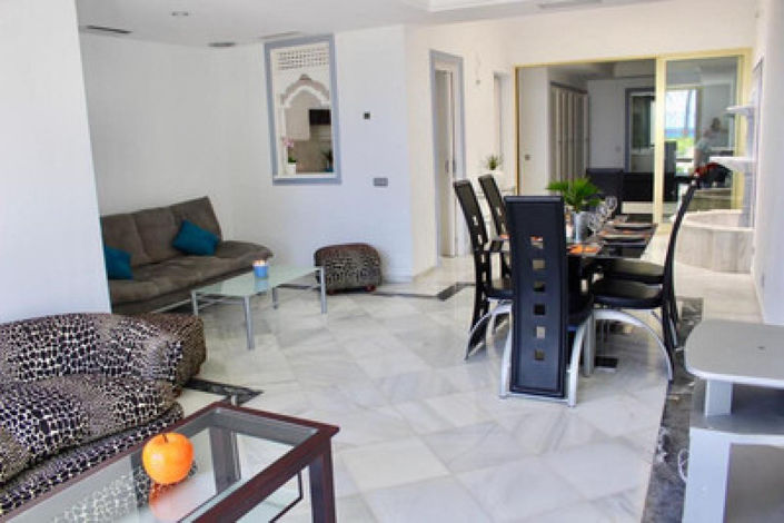 Image No.15-6 Bed Apartment for sale