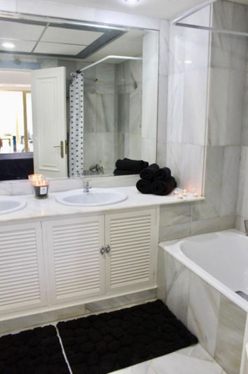 Image No.30-6 Bed Apartment for sale