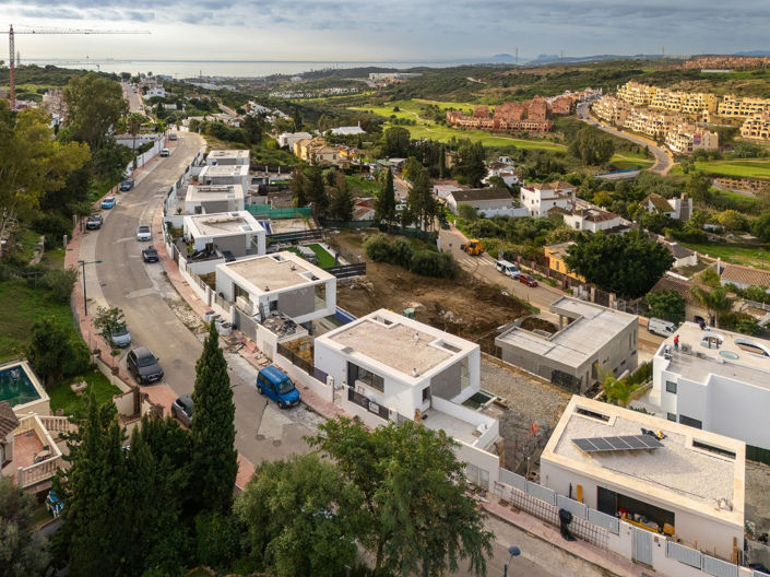 Image No.1-Villa de 4 chambres à vendre à Estepona