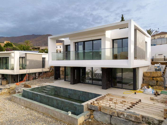 Image No.10-4 Bed Villa for sale