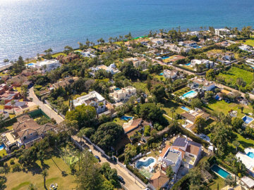 11-20939a0134ad724a8cb2a801094d15a4