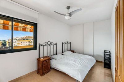 15-11d12f2f454f2f5e9b981fdd8b901d51