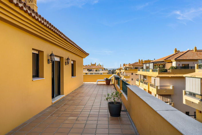 Image No.17-3 Bed Apartment for sale